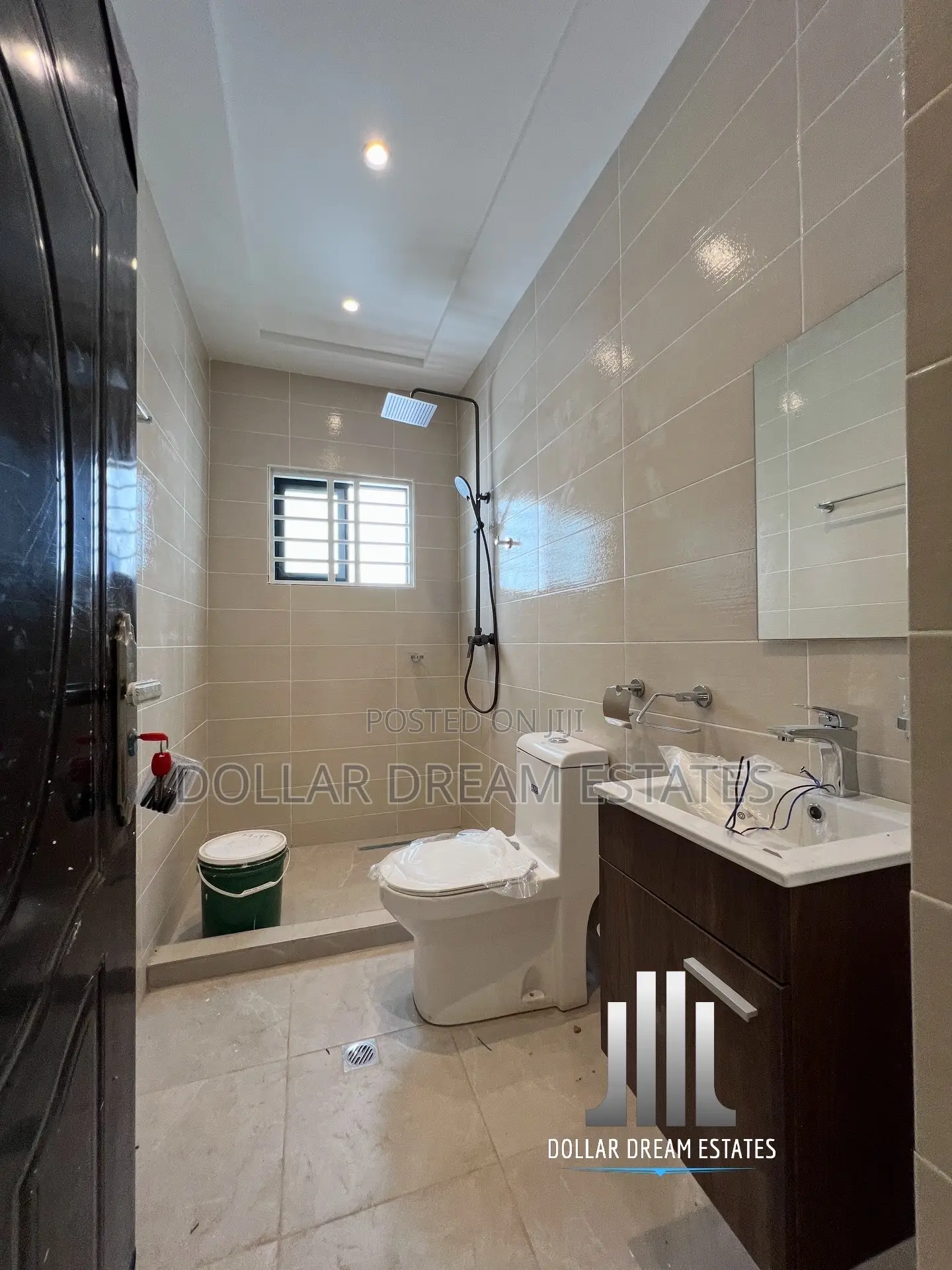 4bdrm House in East Legon for sale