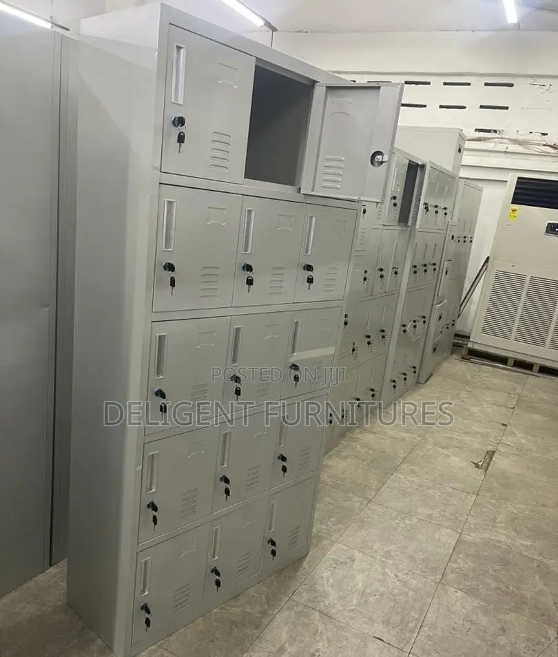 Office Cabinet (Fifteen Lockers)