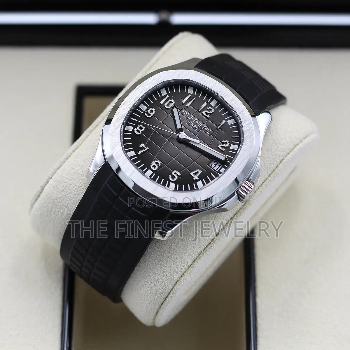 Patek Philippe Aquanaut Men’S Watch