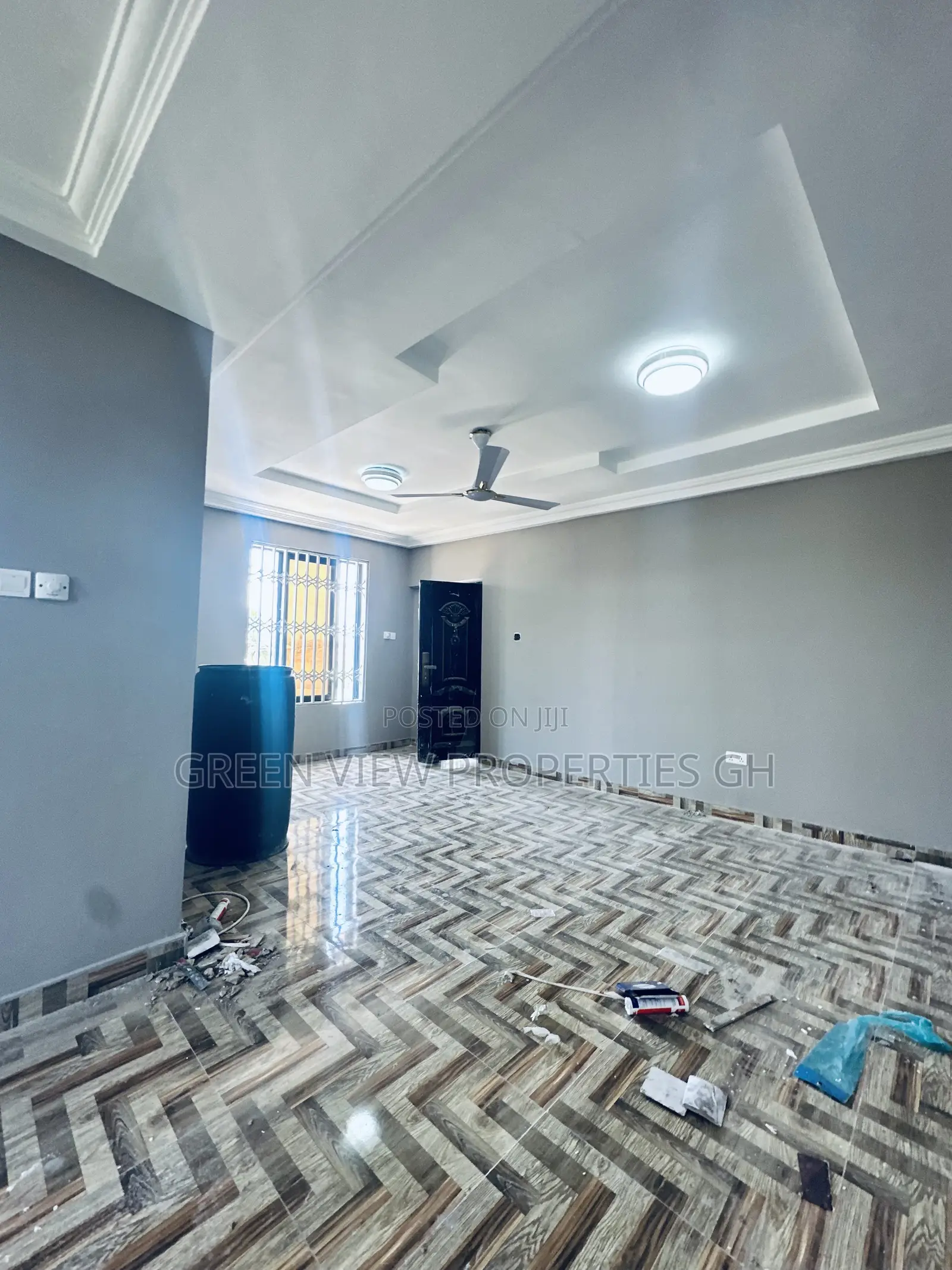 2bdrm Apartment in West Hills Mall Area for rent