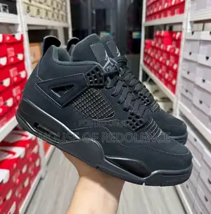 Air Jordan 4 Retro Black Cat Sneakers
