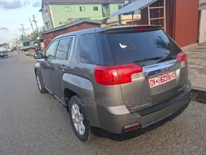 GMC Terrain Denali AWD 2013 Gold
