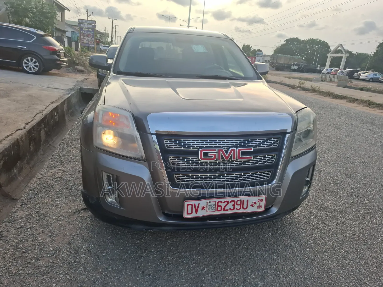 GMC Terrain Denali AWD 2013 Gold