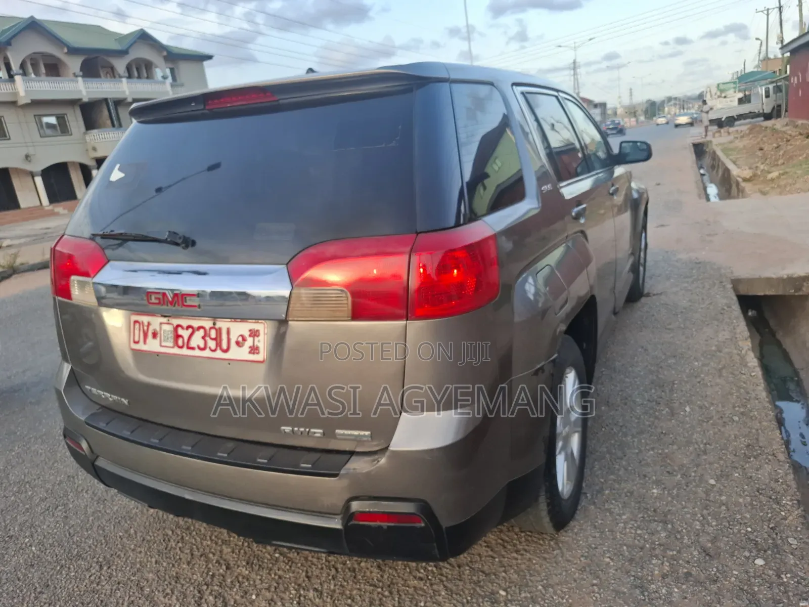 GMC Terrain Denali AWD 2013 Gold