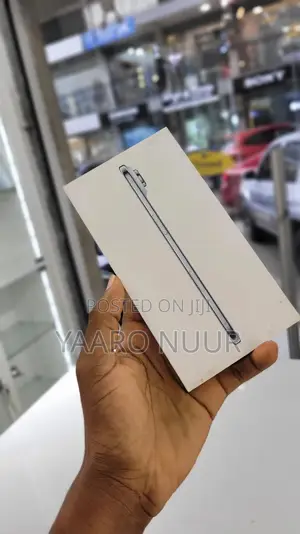New Apple iPhone Air 256 GB Blue
