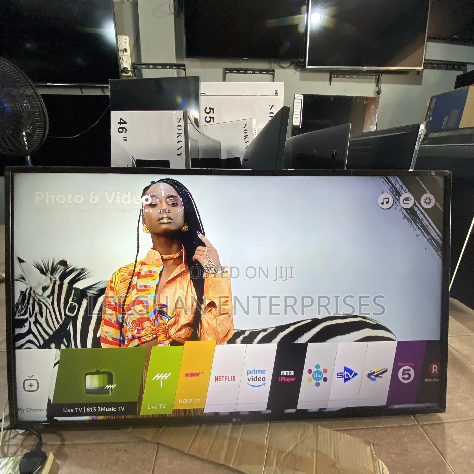 49 Inch Lg Smart Tv ( Pixel Line)