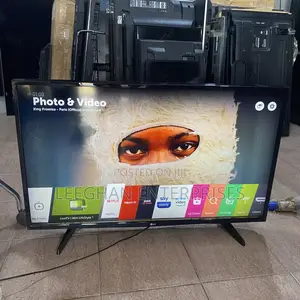 43 Lg Smart Tv ( Pixel Line )
