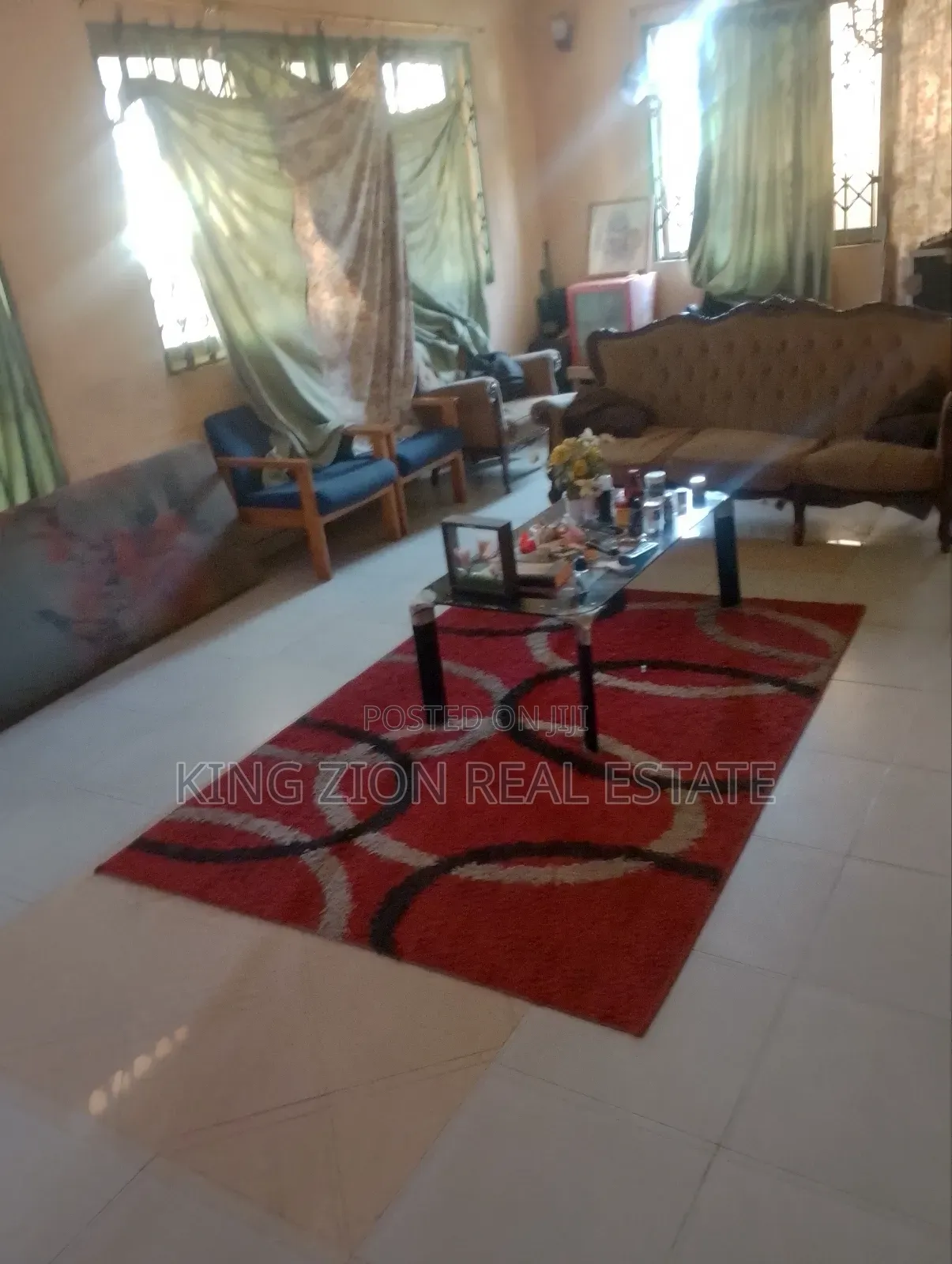 7bdrm House in Kingzion Real, Baah Yard for sale