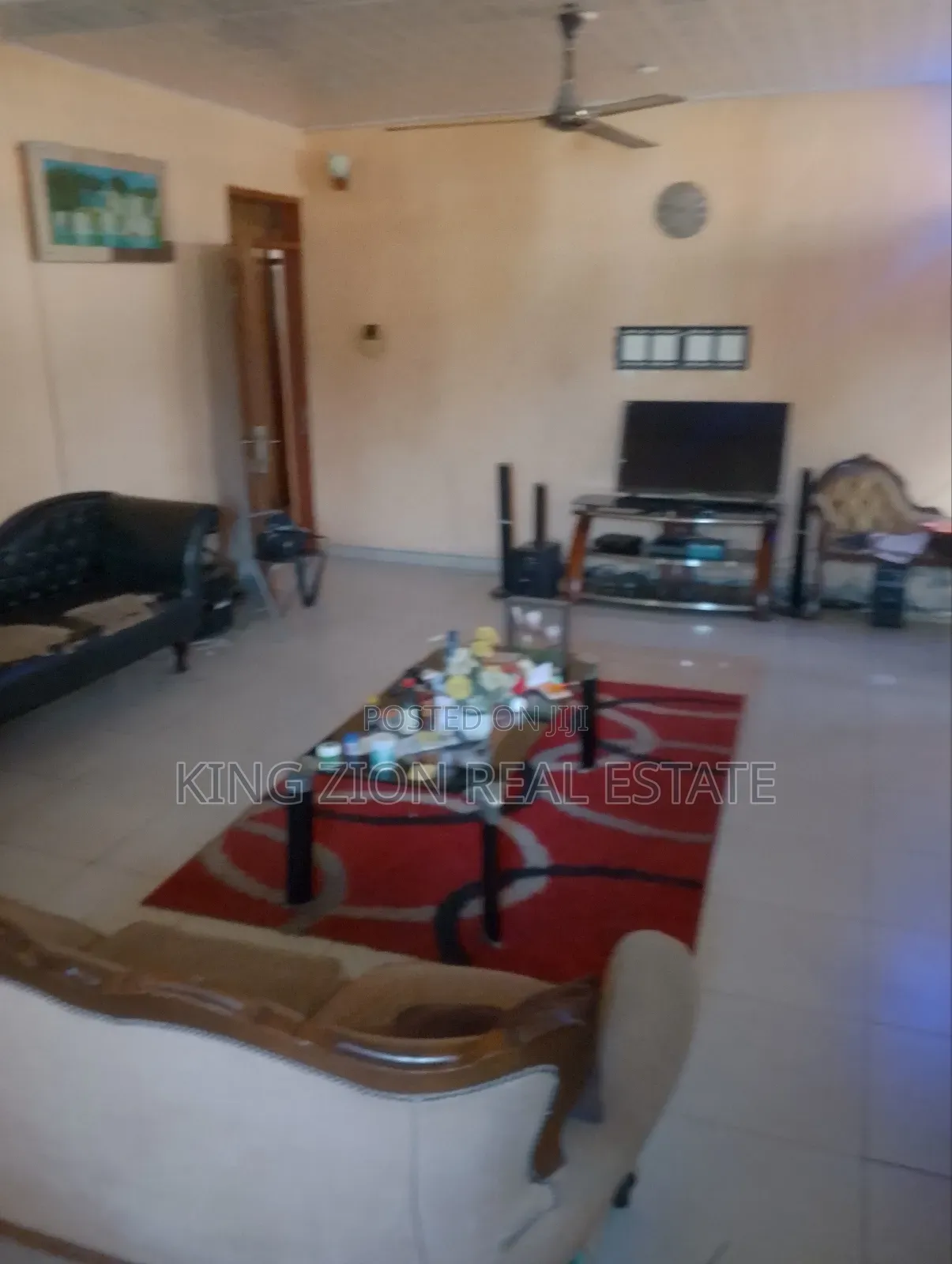 7bdrm House in Kingzion Real, Baah Yard for sale
