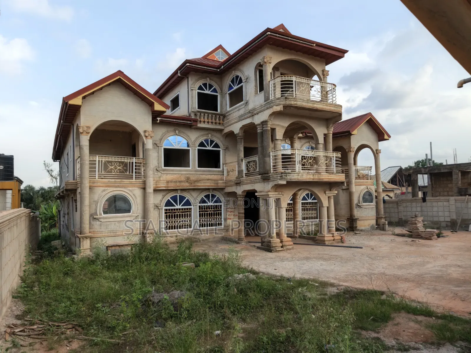 23 Bedrooms Hotel For Sale