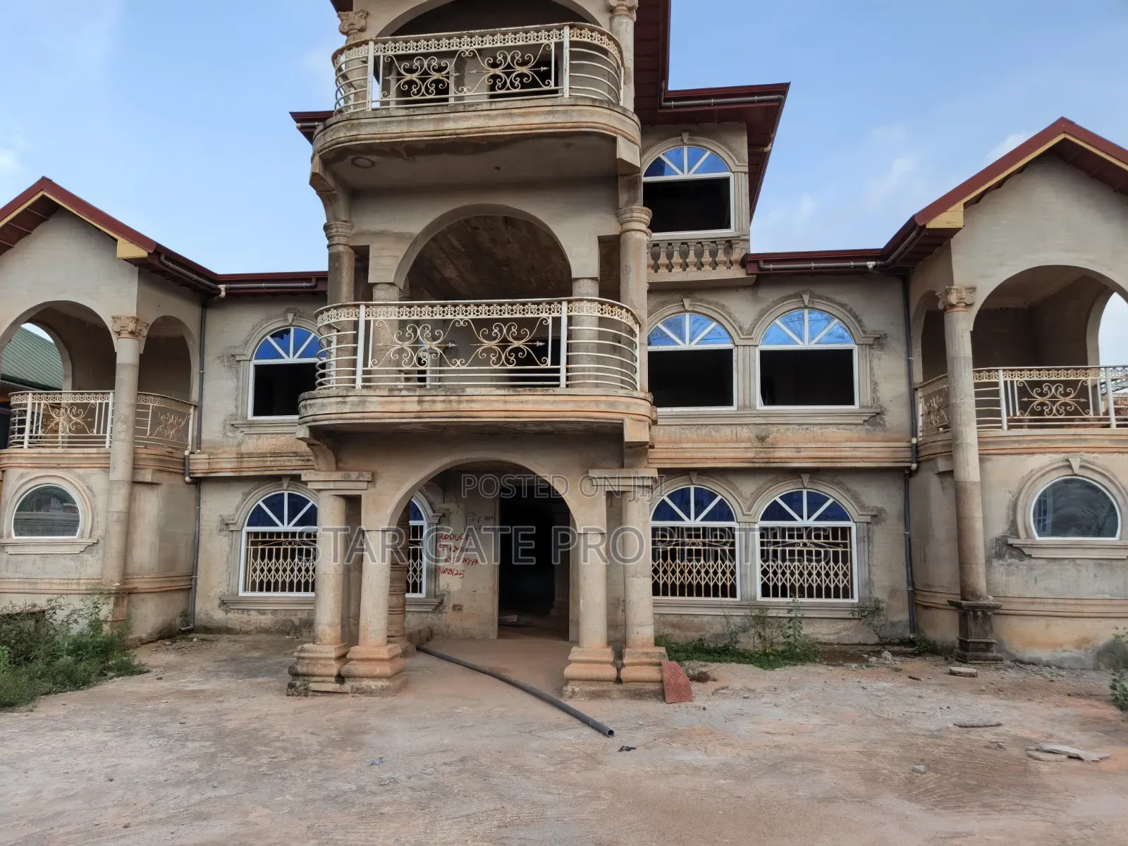 23 Bedrooms Hotel For Sale