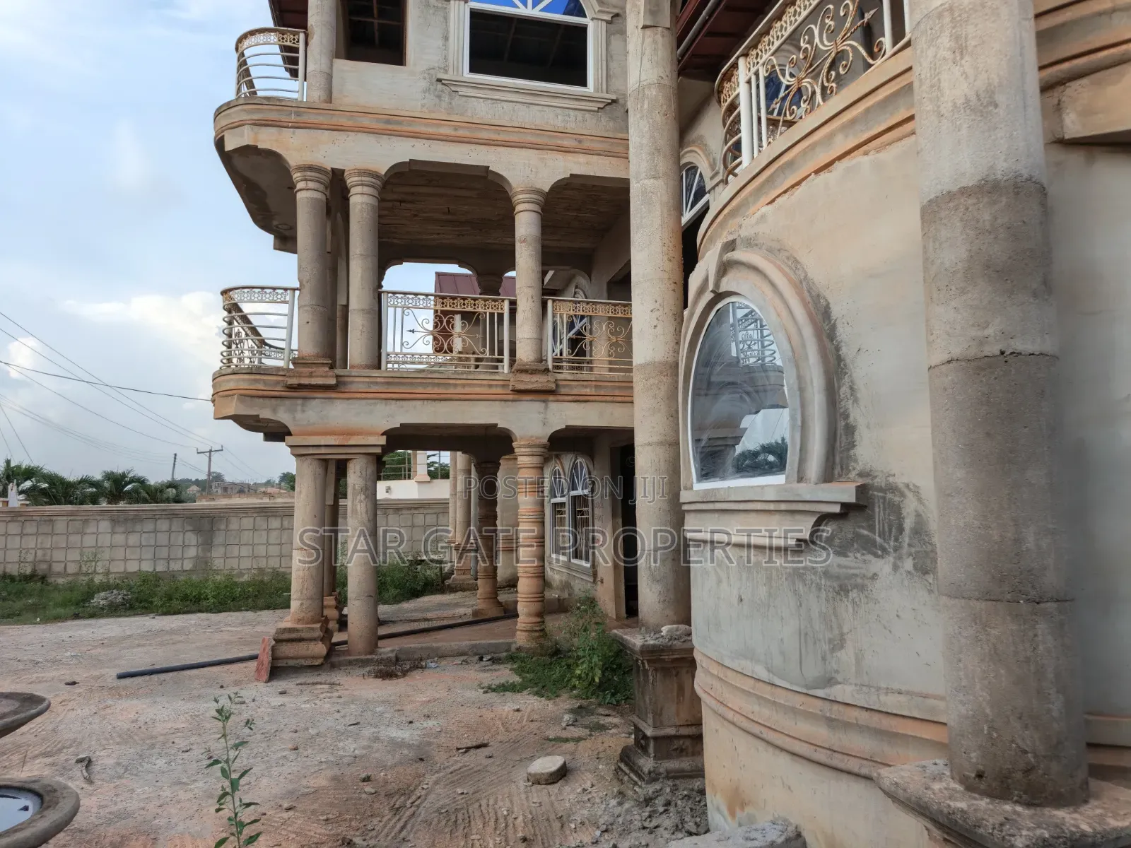 23 Bedrooms Hotel For Sale