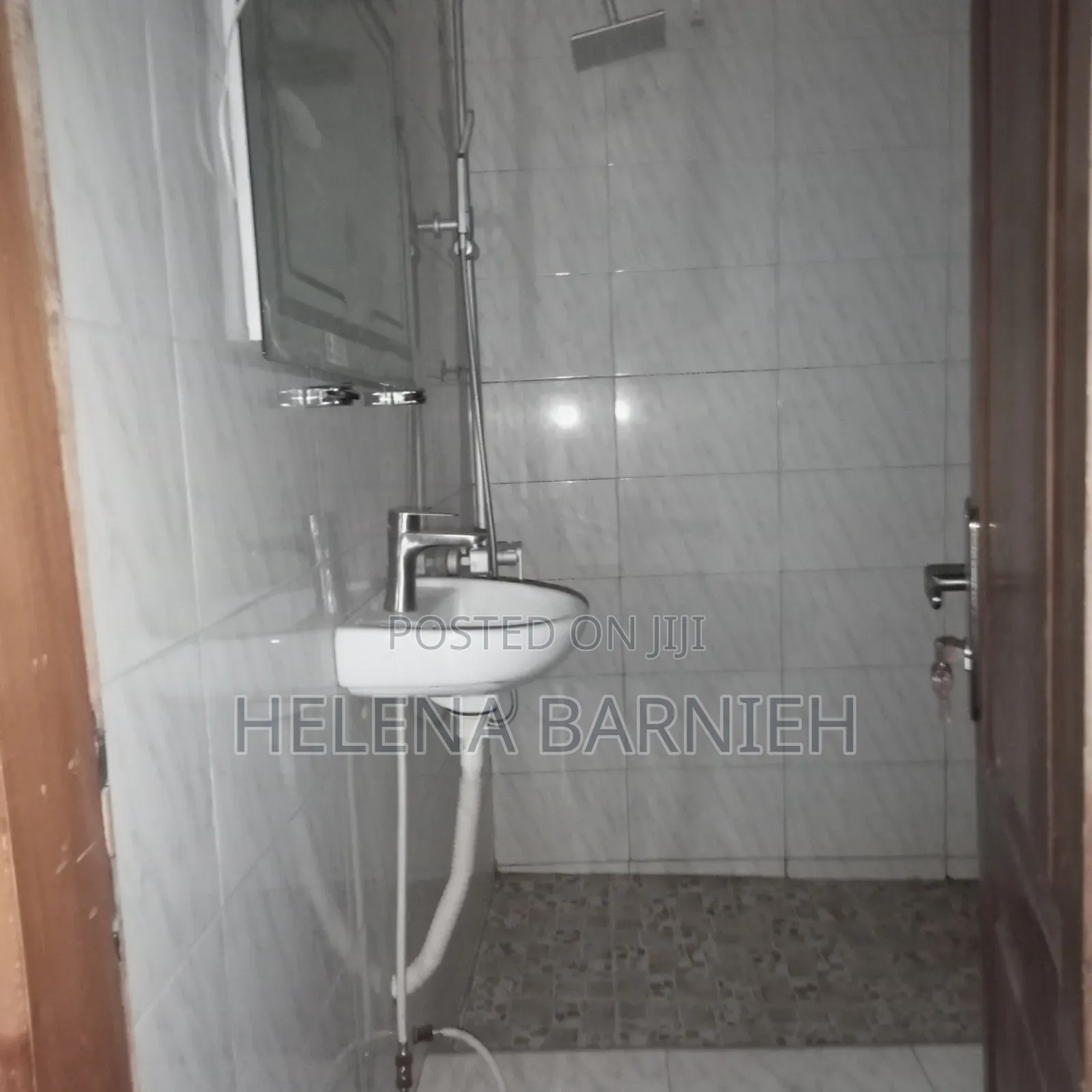 2bdrm Apartment in Helena Estate Agency, Ga East Municipal for rent