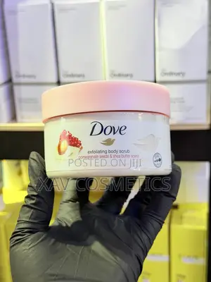 Dove Pomegranate Seeds and Shea Butter Scent Scrub