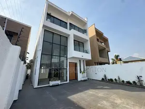 4bdrm House in Nanakrom, Nmai-Dzorn for sale