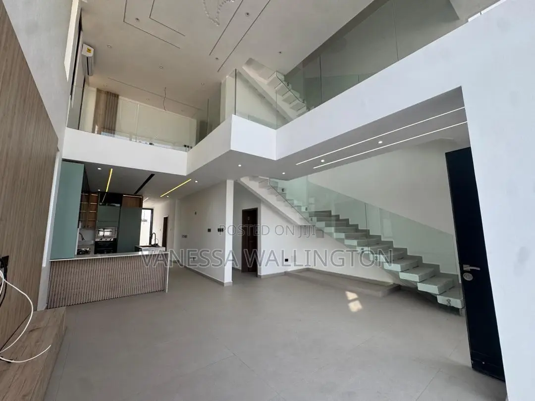 4bdrm House in Nanakrom, Nmai-Dzorn for sale
