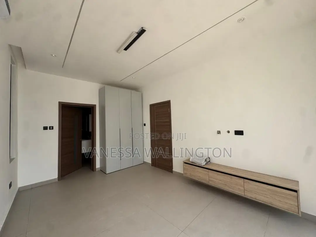 4bdrm House in Nanakrom, Nmai-Dzorn for sale