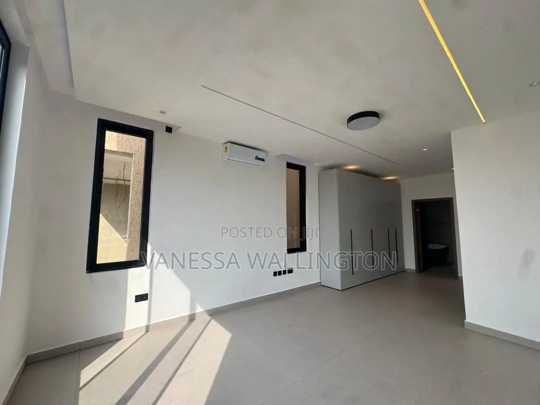 4bdrm House in Nanakrom, Nmai-Dzorn for sale