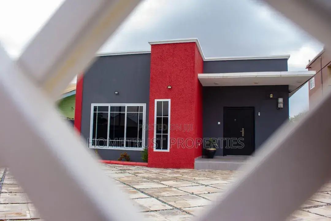 3bdrm House in Amasaman Sarpeiman for sale
