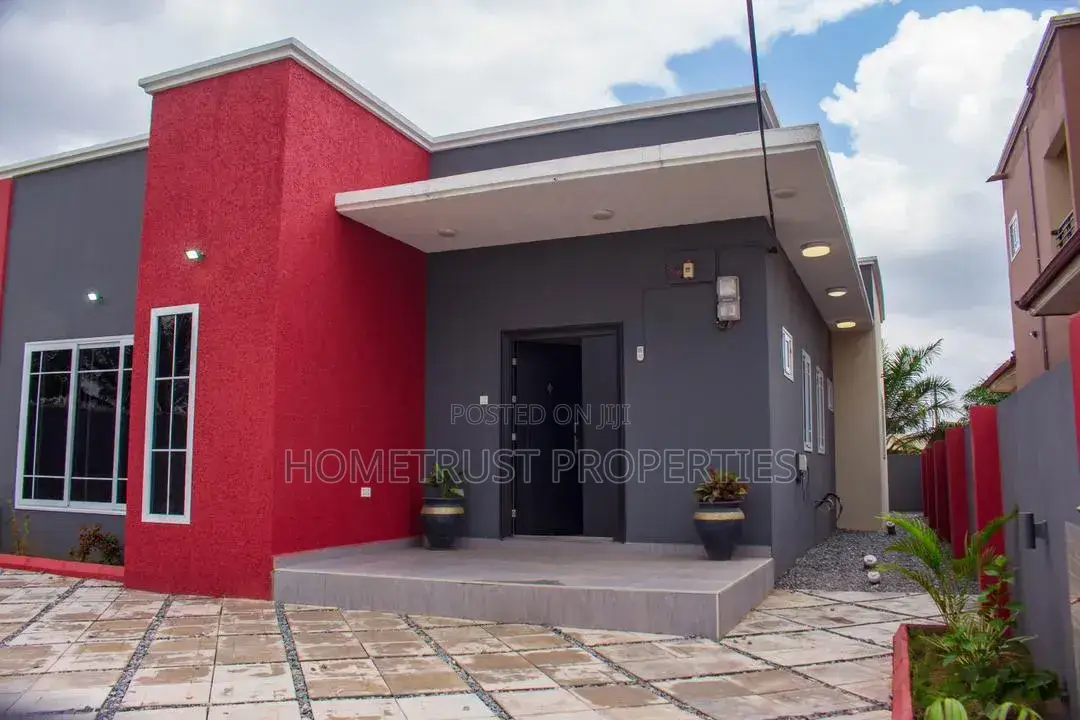 3bdrm House in Amasaman Sarpeiman for sale