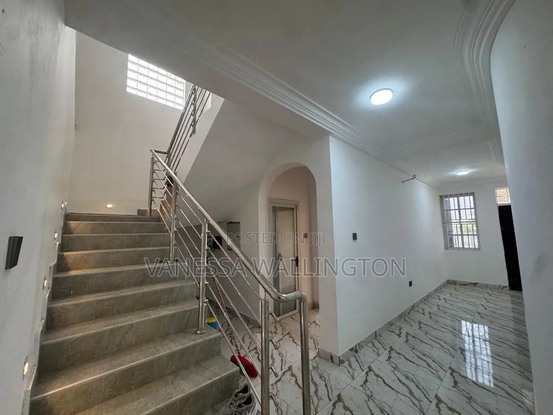 5bdrm House in Ashaley Botwe for rent