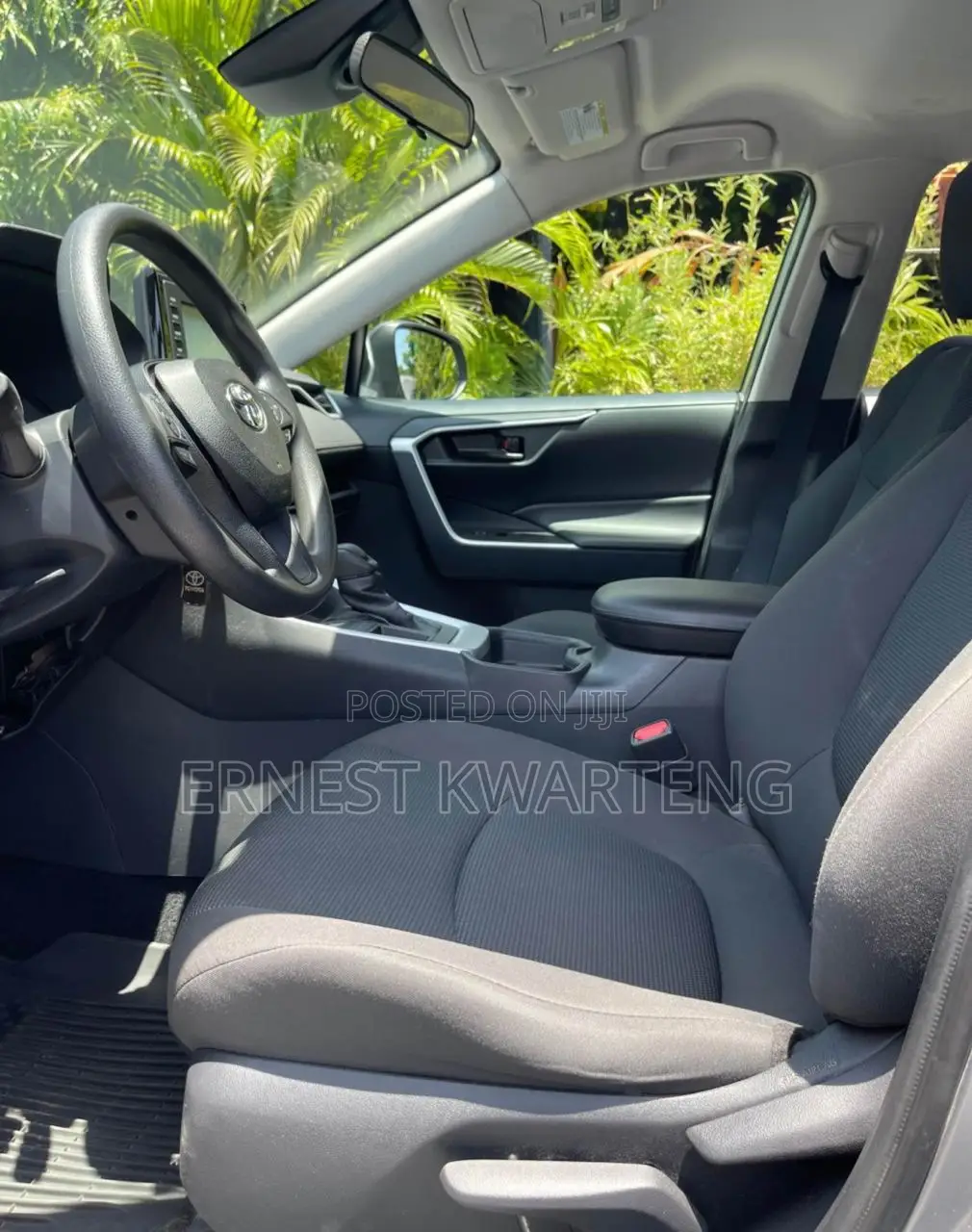 Toyota RAV4 2021 Gray