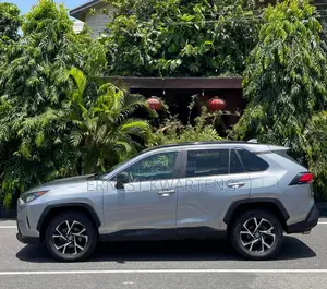 Toyota RAV4 2021 Gray