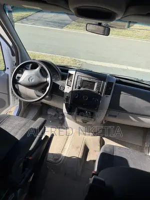 Mercedes-Benz Sprinter 2015 White