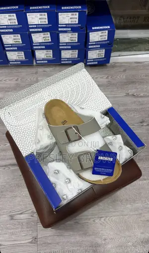 Newly in Box Arizona Birkenstock
