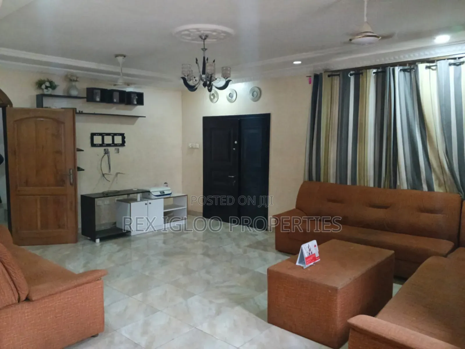 5bdrm House in Nungua Brigade, Accra Metropolitan for sale