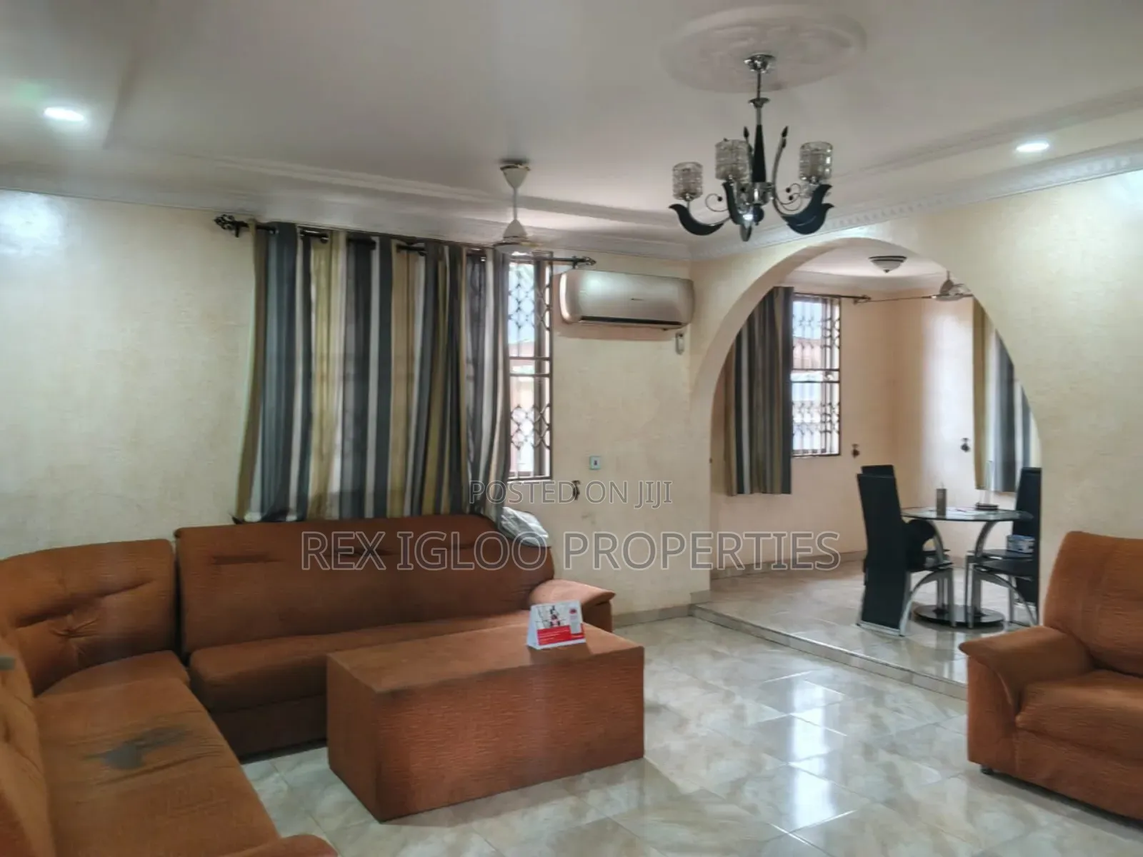 5bdrm House in Nungua Brigade, Accra Metropolitan for sale