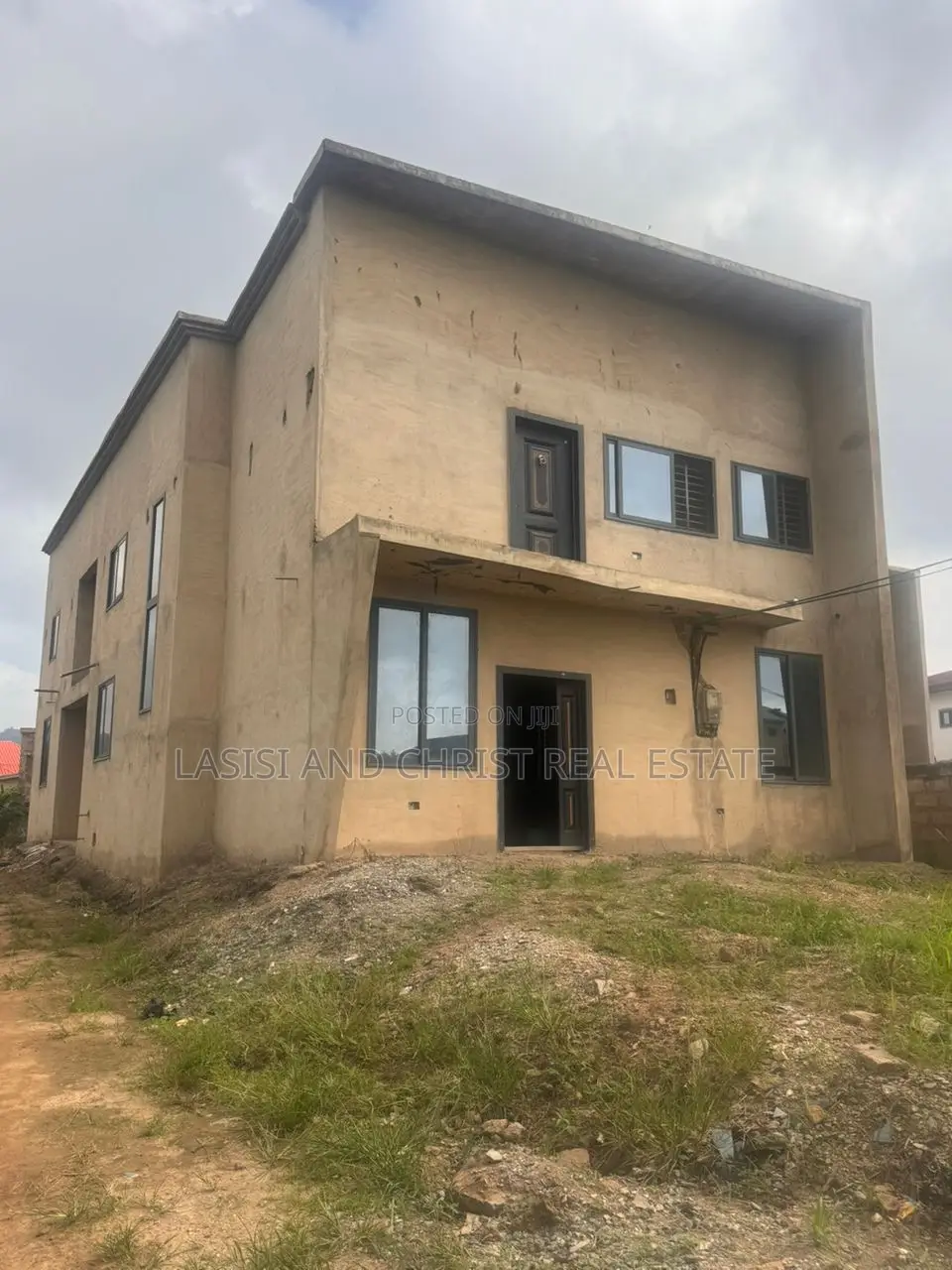 5bdrm Duplex in Lasisi And Christ, Amasaman for sale