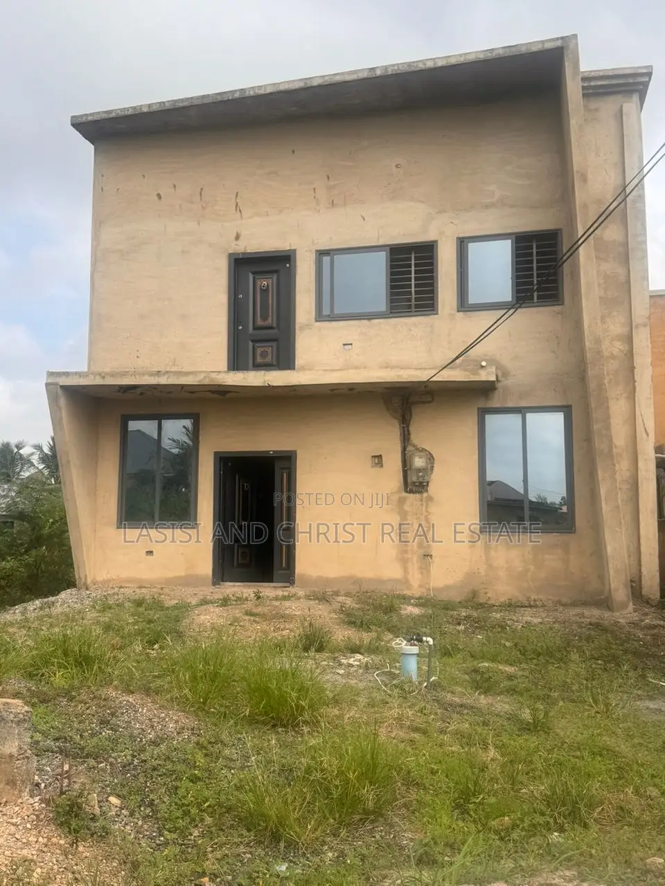 5bdrm Duplex in Lasisi And Christ, Amasaman for sale