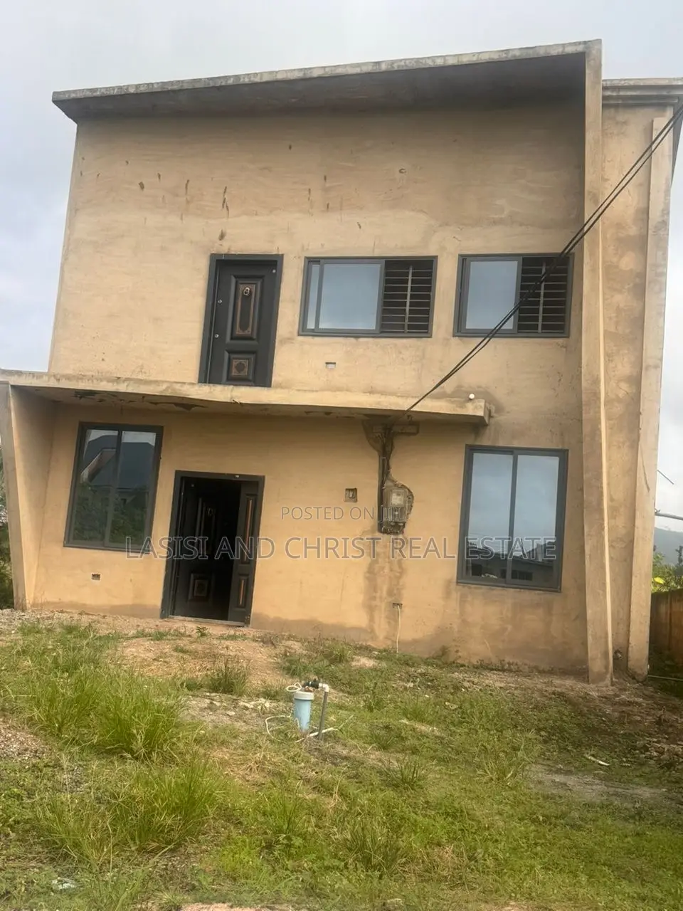 5bdrm Duplex in Lasisi And Christ, Amasaman for sale