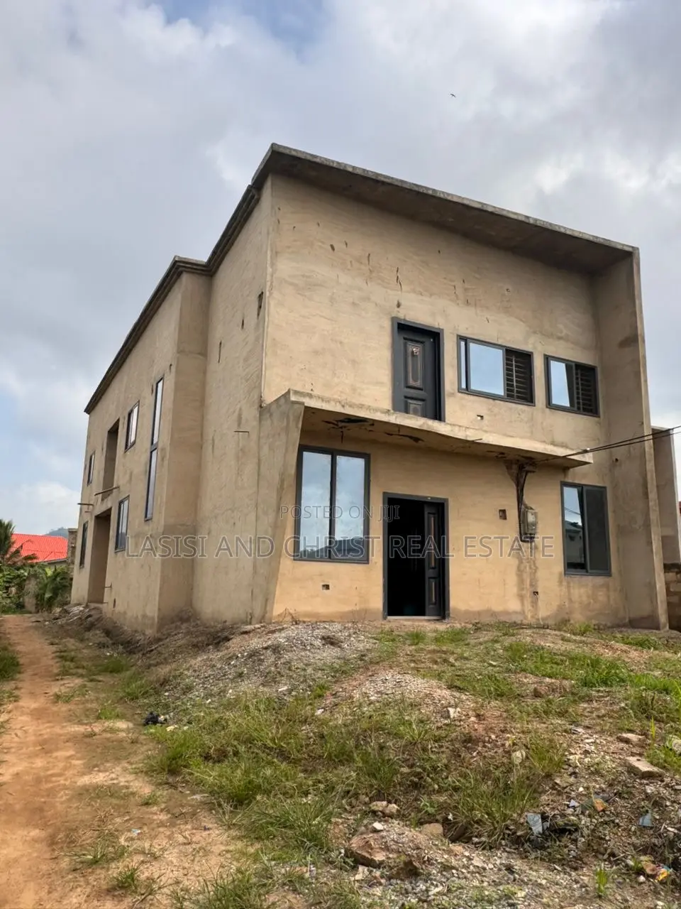 5bdrm Duplex in Lasisi And Christ, Amasaman for sale