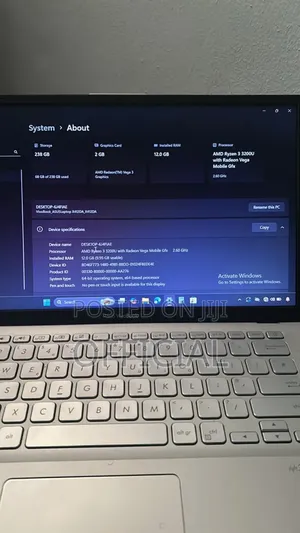 Laptop Asus VivoBook 15 X505BA 12GB AMD Ryzen 3 SSD 256GB