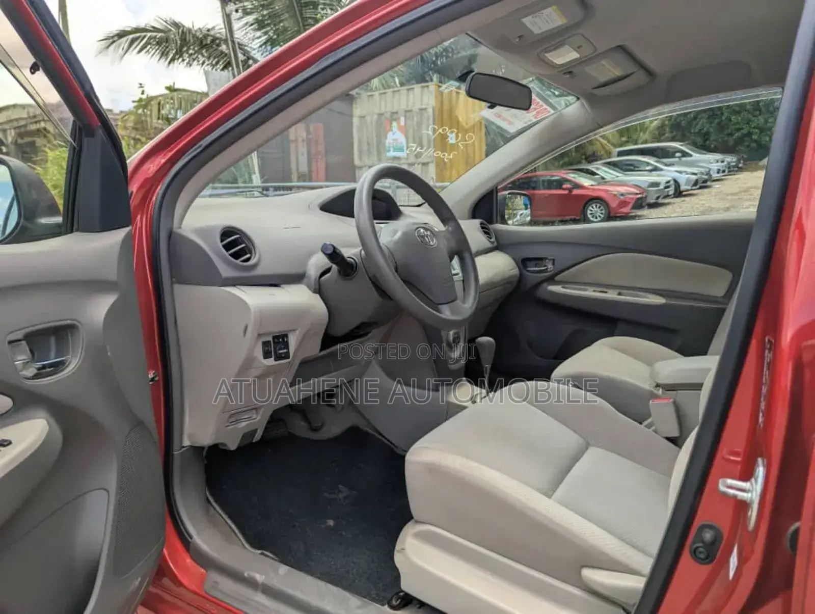 Toyota Belta 2012 Red