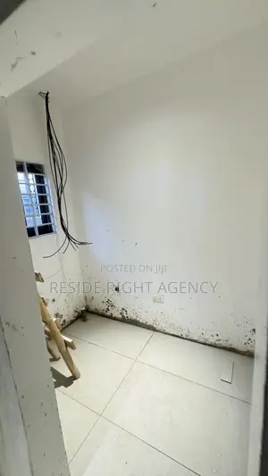 3bdrm House in Pokuase for sale