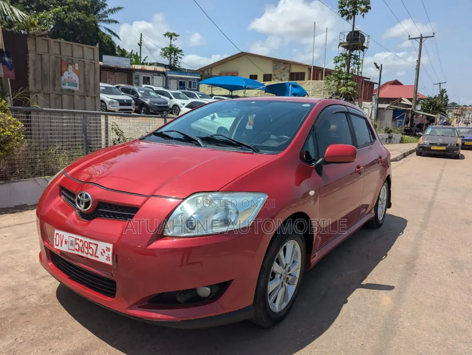 Toyota Auris 1.4 VVTi 2008 Red