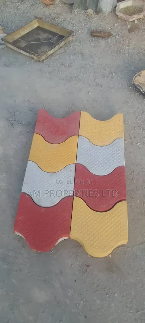 Interlockung Pavement Blocks and Slabs