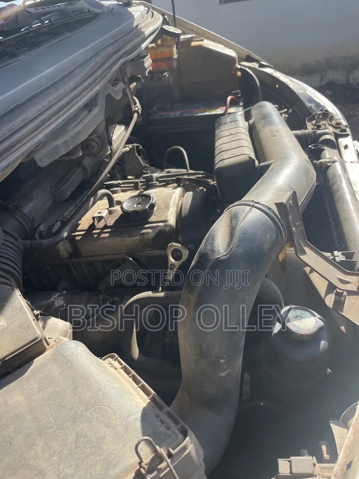 Mitsubishi L300 1997 Gold