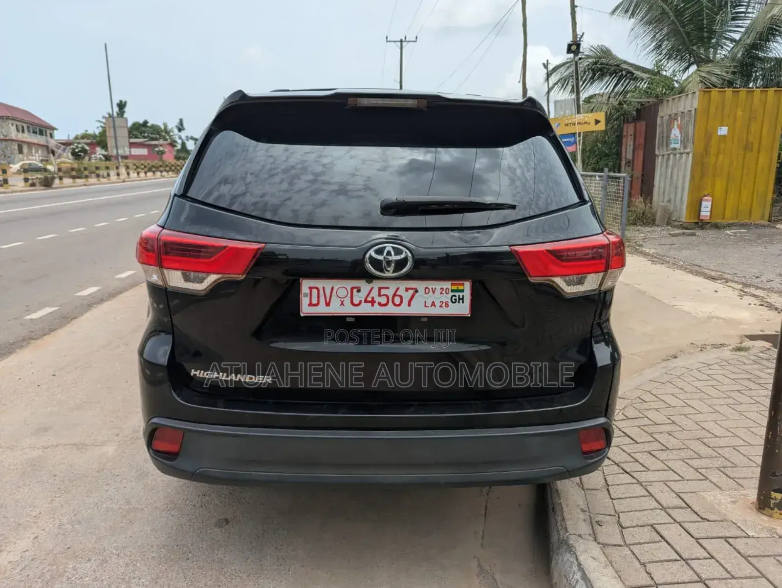 Toyota Highlander LE 4x2 (2.7L 4cyl 6A) 2018 Black