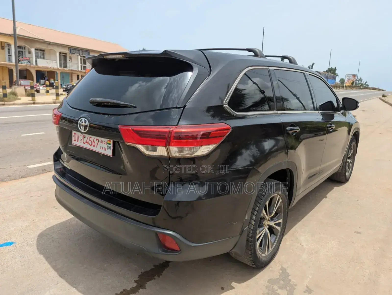 Toyota Highlander LE 4x2 (2.7L 4cyl 6A) 2018 Black