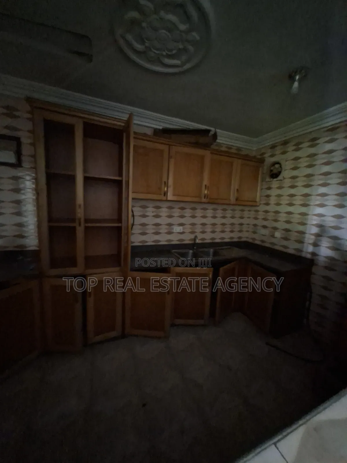 3bdrm Apartment in Agbogba, Ga East Municipal for rent