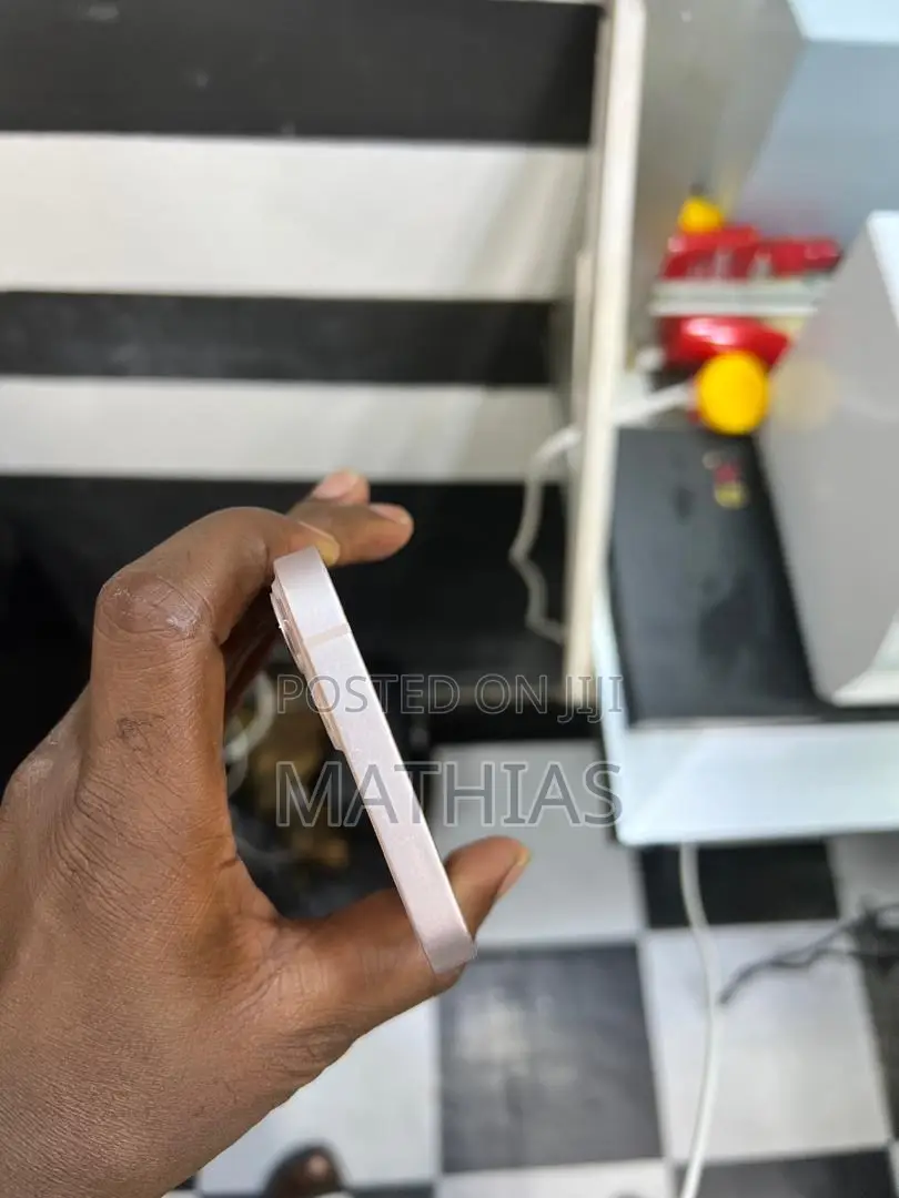 Apple iPhone 13 128 GB Purple