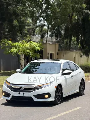 Honda Civic Touring 4dr Sedan (1.5L 4cyl) 2017 White