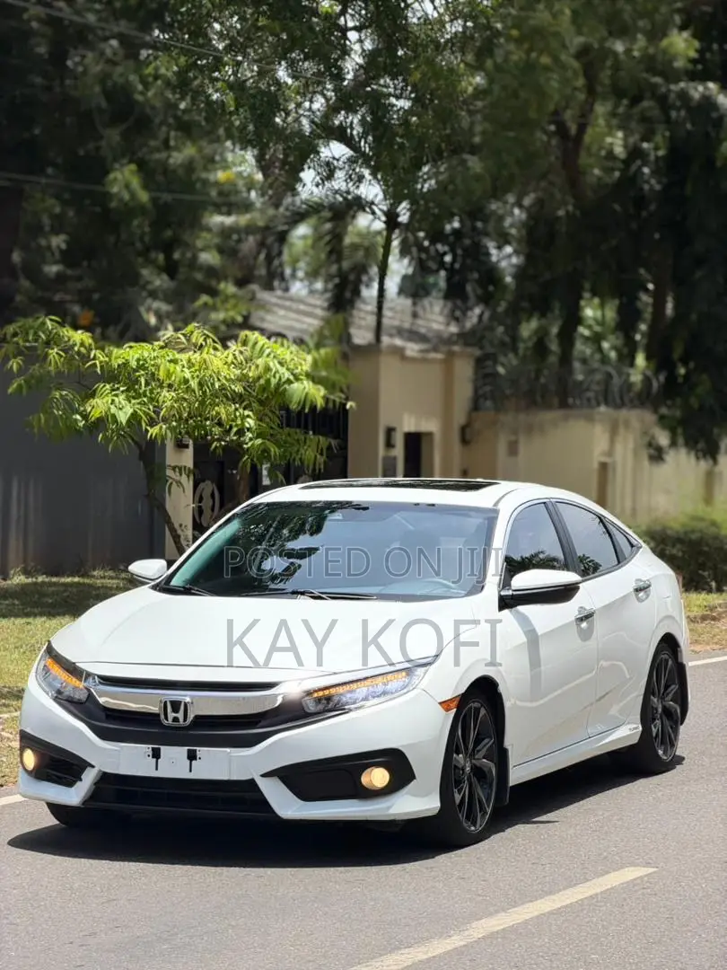 Honda Civic Touring 4dr Sedan (1.5L 4cyl) 2017 White