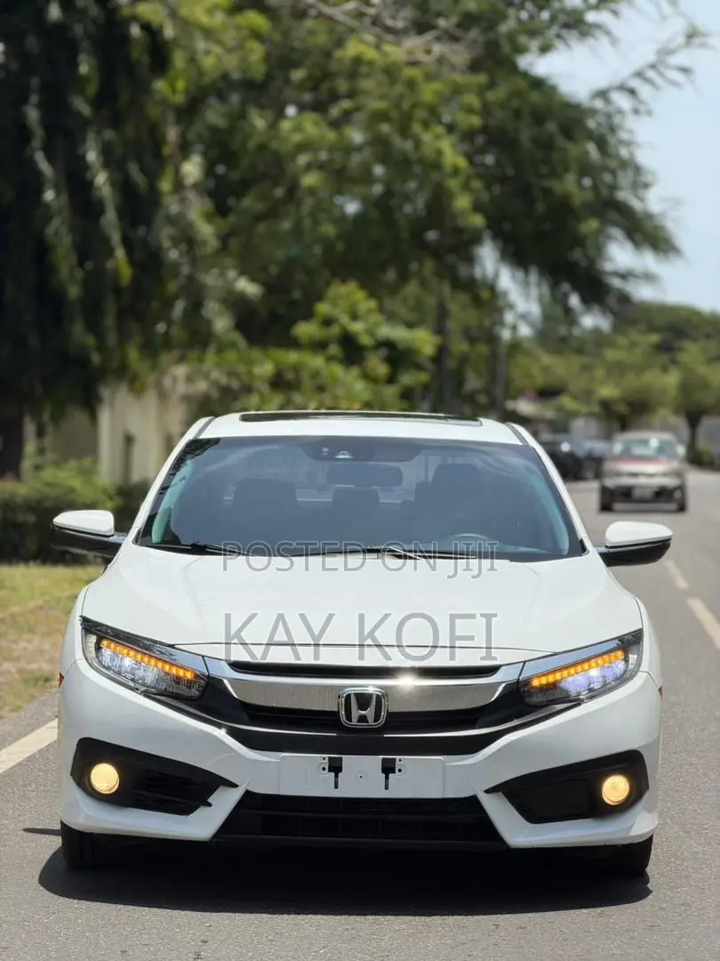Honda Civic Touring 4dr Sedan (1.5L 4cyl) 2017 White