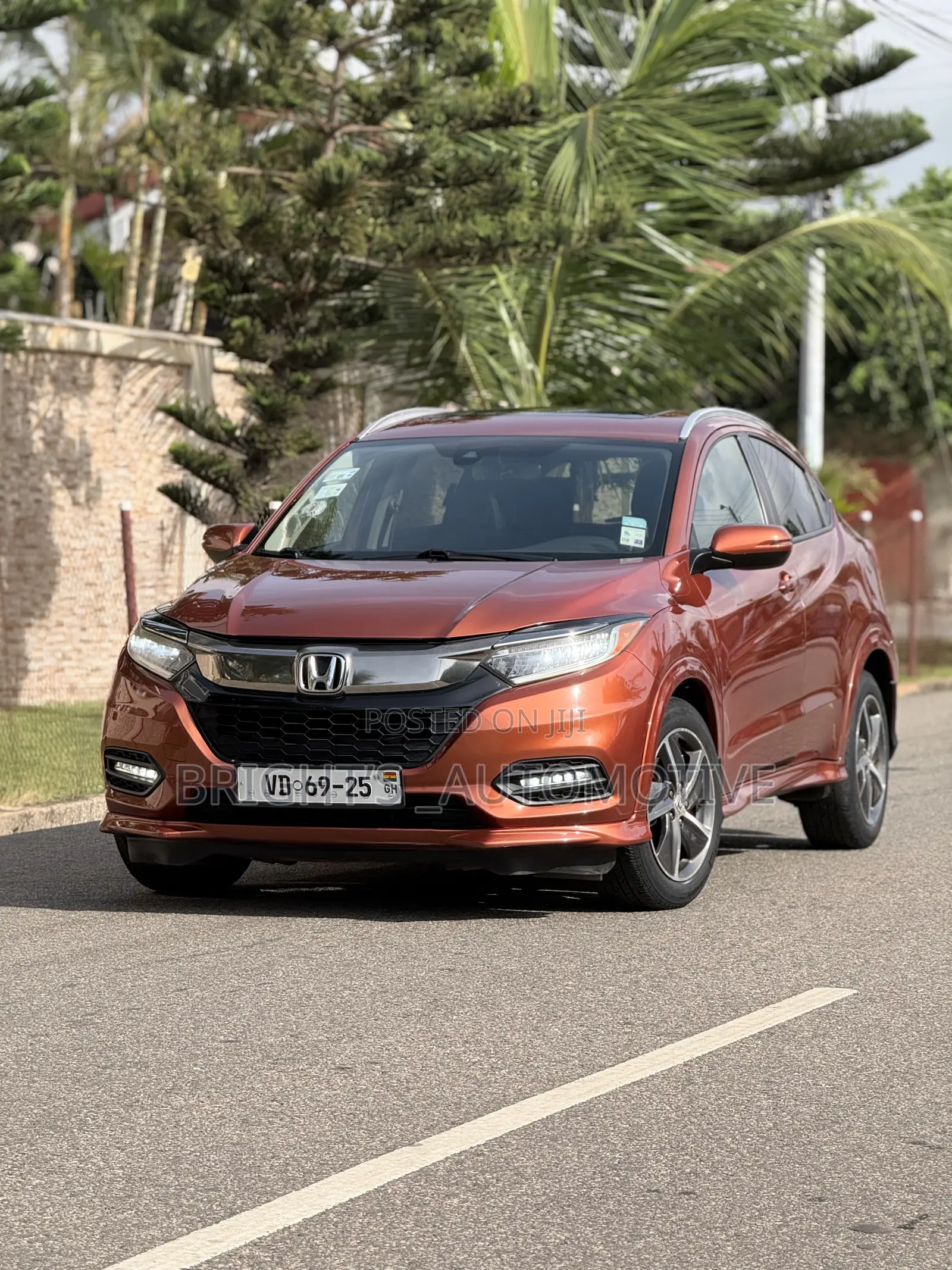 Honda HR-V Touring AWD 2020 Orange
