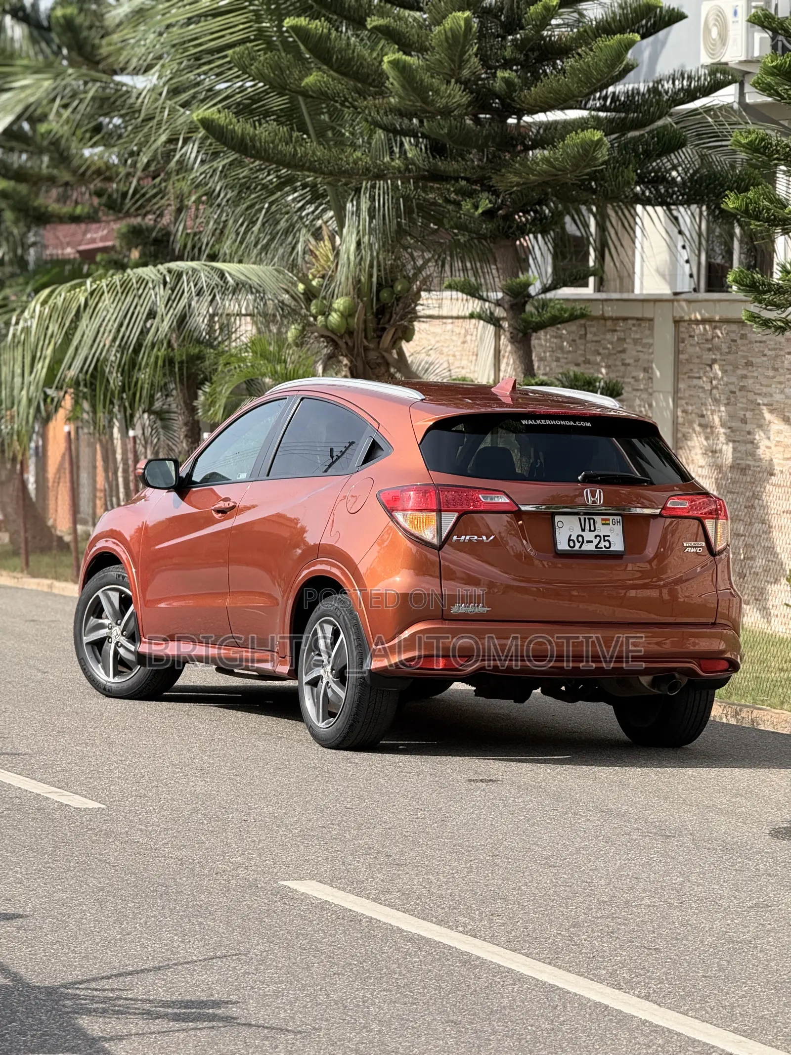 Honda HR-V Touring AWD 2020 Orange